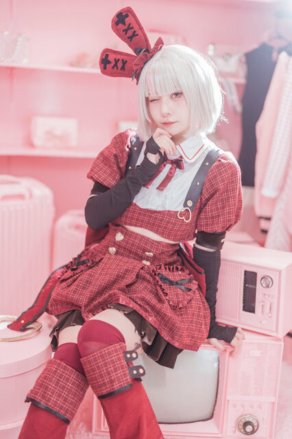 菜柚（X：@n_ay_u）、撮影：ひみ（X：@himi_pi）