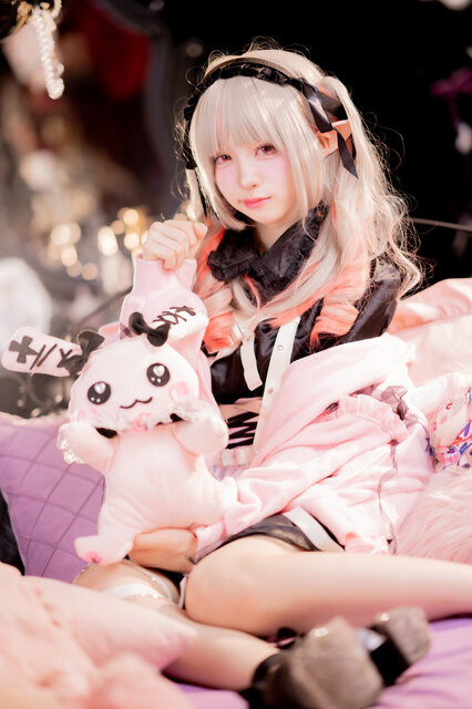 てらひな（X：@hi_na_3103）、撮影：眠りの森のえふじてや（X：@ehuzi_teya）