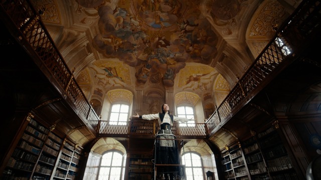 MV「「The Story of Us」場面写真