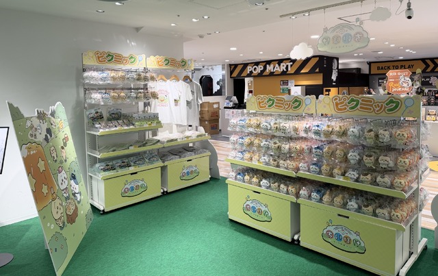 『ちいぽけ』初公式グッズ発売ポップアップイベント初日の様子