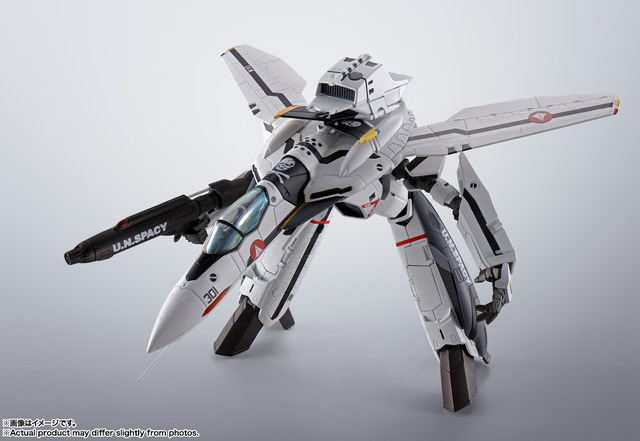 HI-METAL R　VF-0Sフェニックス(ロイ・フォッカー機) ＋ QF-2200D-B ゴースト