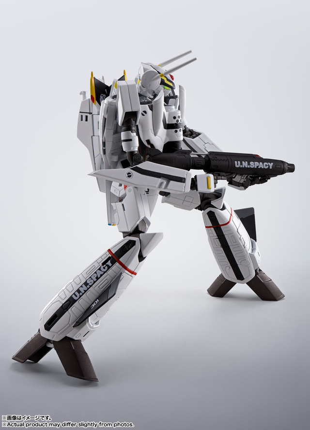 HI-METAL R　VF-0Sフェニックス(ロイ・フォッカー機) ＋ QF-2200D-B ゴースト