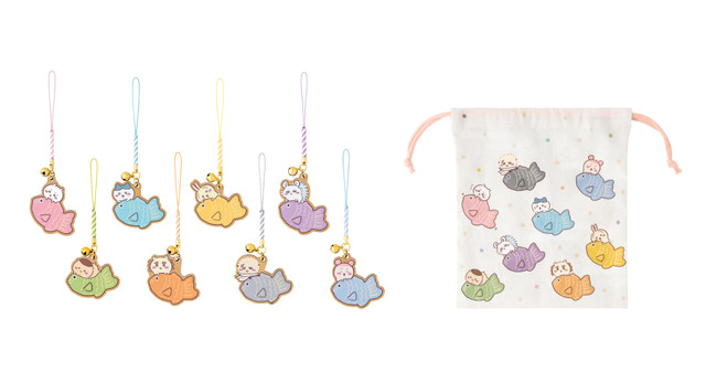 川越限定 鈴付きキーホルダー(全8種) 　 各880円(税込)／川越限定 ほどよいサイズの巾着　1,320円(税込)