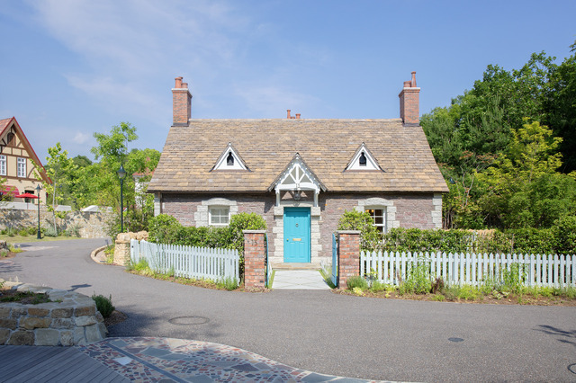 魔女の谷「魔女の家」© Studio Ghibli