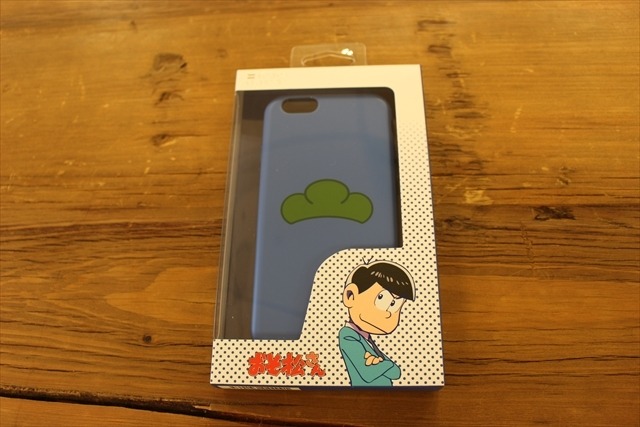 「おそ松さん」iPhone 6s／iPhone 6用　推し松ケースとトランプを合計7名様プレゼント