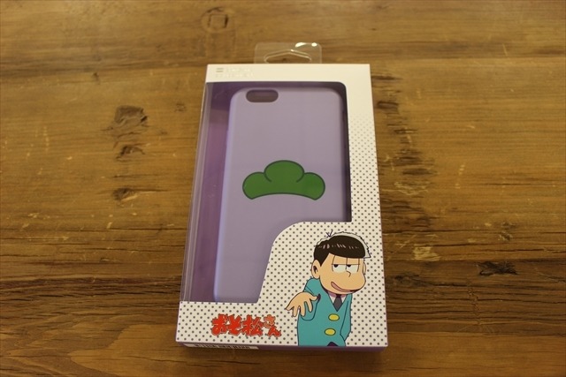 「おそ松さん」iPhone 6s／iPhone 6用　推し松ケースとトランプを合計7名様プレゼント