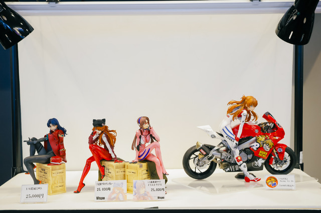 「EVA EXTRA 30」展示エリア＆出展ブース