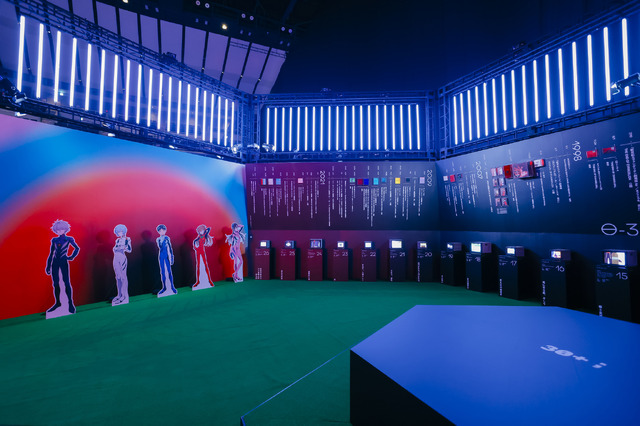 「EVA EXTRA 30」展示エリア＆出展ブース