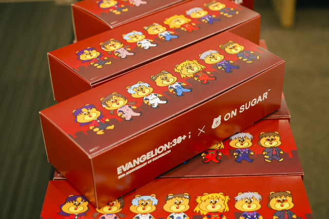 「EVA EXTRA 30」展示エリア＆出展ブース