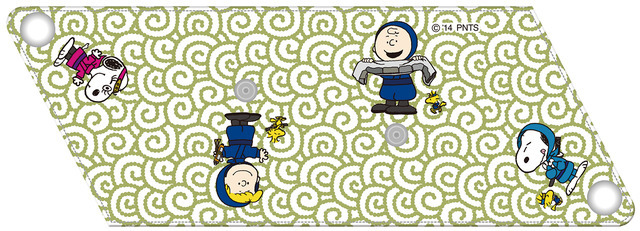 忍者に扮したピーナッツのキャラクター