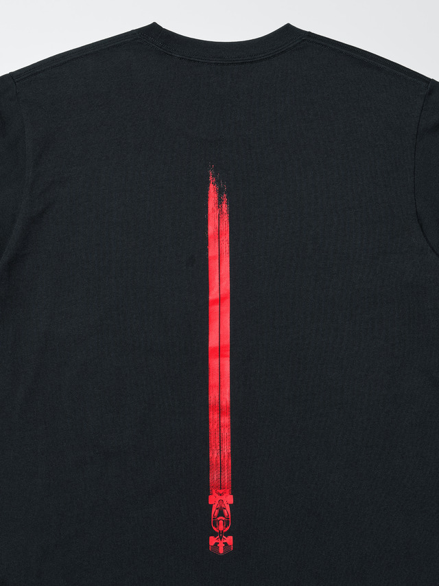 ユニクロ「Disney x Formula 1 UT」MEN　カラー：09 BLACK　BACK