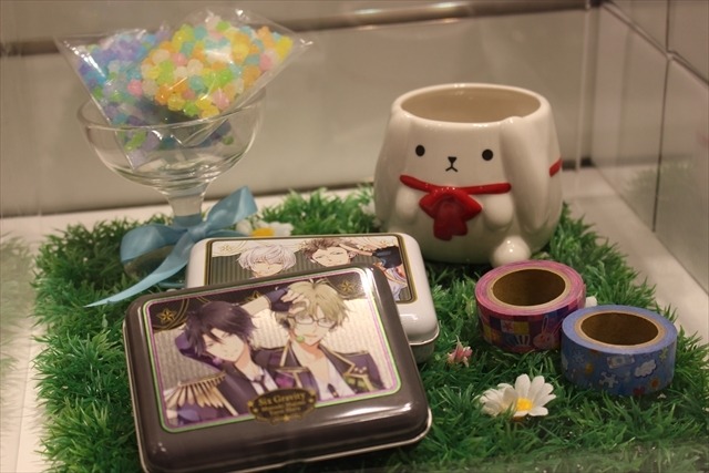 「ツキウタ。」のグッズが盛りだくさん　原宿にオープンした「月歌屋」店内レポート