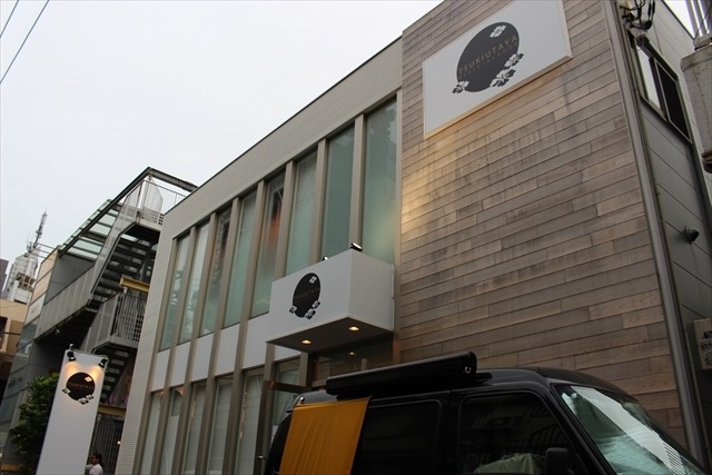 「ツキウタ。」のグッズが盛りだくさん　原宿にオープンした「月歌屋」店内レポート