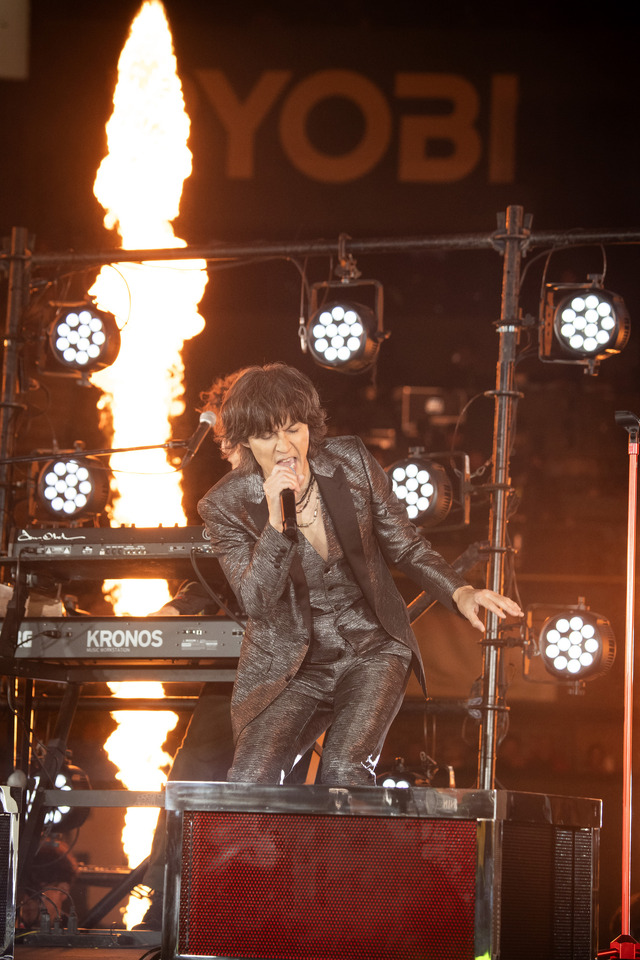 Netflix大会応援ソング 稲葉浩志「タッチ」東京ドームパフォーマンス