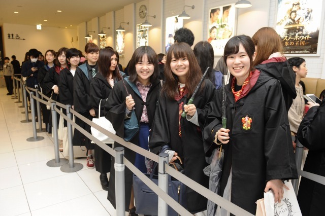 『ファンタスティック・ビーストと魔法使いの旅』（C）2015 WARNER BROS ENTERTAINMENT INC. ALL RIGHTS RESERVED