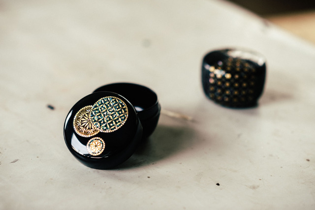 伝統工芸「螺鈿細工」