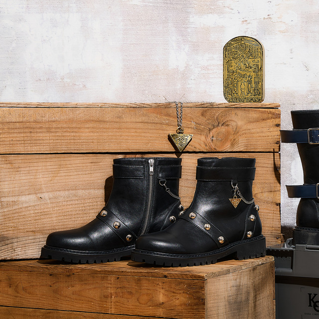 TVアニメ『遊☆戯☆王デュエルモンスターズ』×SuperGroupies　「遊戯 モデル ブーツ」イメージ