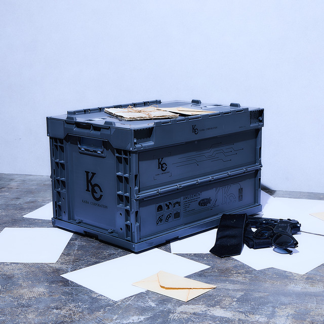 TVアニメ『遊☆戯☆王デュエルモンスターズ』×SuperGroupies　「海馬コーポレーション モデル 折りたたみコンテナ」使用イメージ