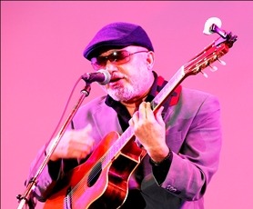 チャーリー・コーセイさん