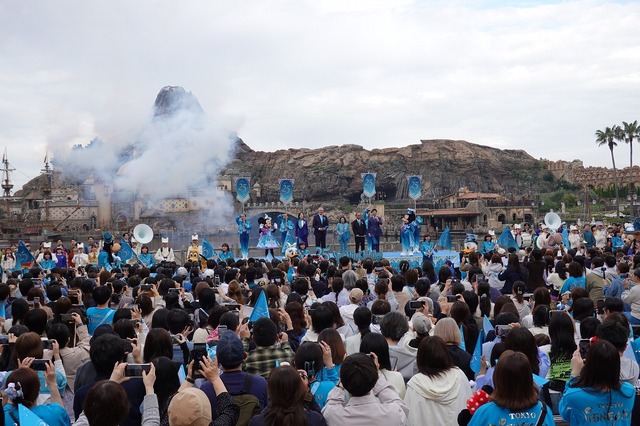 ミッキー＆ミニーもセレモニーに登場！東京ディズニーシー25周年イベント盛大に開幕！