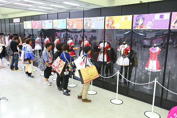 Aqoursメンバーが全員集合！スクフェス感謝祭2016に51149名　動員大幅増で大盛況 　