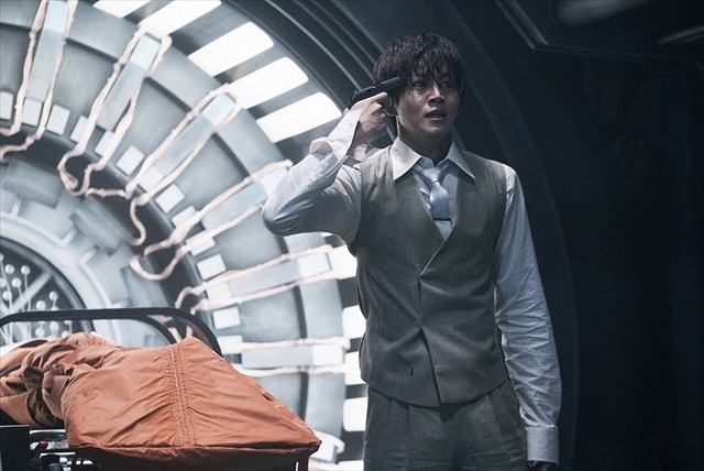 (C)2016「秘密 THE TOP SECRET」製作委員会　