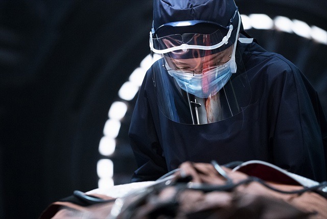 (C)2016「秘密 THE TOP SECRET」製作委員会　