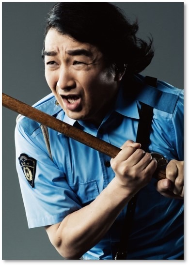 (C)秋本治・アトリエびーだま／集英社 (C)舞台版「こちら葛飾区亀有公園前派出所」製作委員会2016