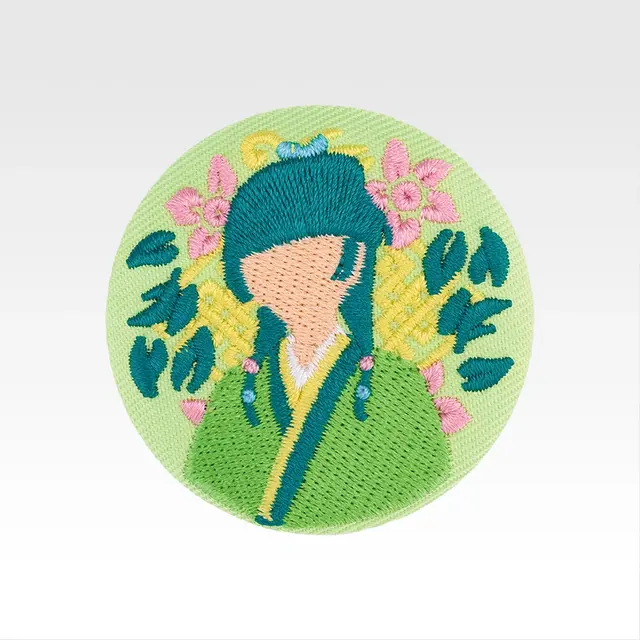 一番くじ TVアニメ『薬屋のひとりごと』E賞：刺繍缶バッジ（ランダム全6種）