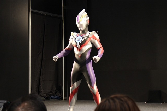 「ウルトラマンオーブ」主題歌は水木一郎！新キャストに柳沢慎吾らが決定