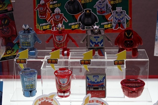 「妖怪ウォッチ」「仮面ライダー」「ウルトラマン」バンダイブースはキッズに人気のおもちゃ大集合@東京おもちゃショー2016