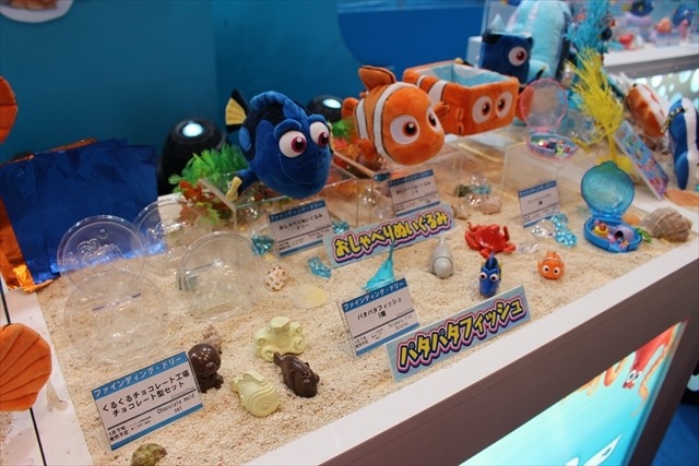「妖怪ウォッチ」「仮面ライダー」「ウルトラマン」バンダイブースはキッズに人気のおもちゃ大集合@東京おもちゃショー2016