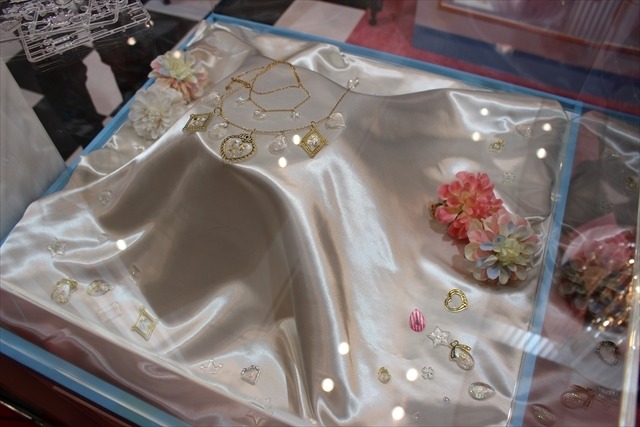 「妖怪ウォッチ」「仮面ライダー」「ウルトラマン」バンダイブースはキッズに人気のおもちゃ大集合@東京おもちゃショー2016