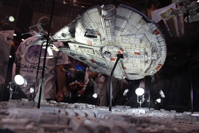 「ゴジラ」「セーラームーン」「スターウォーズ」バンダイブースは大人が楽しめるフィギュアで満載@東京おもちゃショー2016