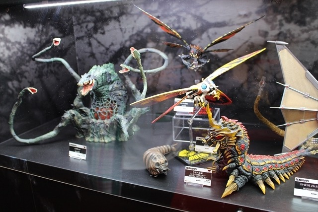 「ゴジラ」「セーラームーン」「スターウォーズ」バンダイブースは大人が楽しめるフィギュアで満載@東京おもちゃショー2016