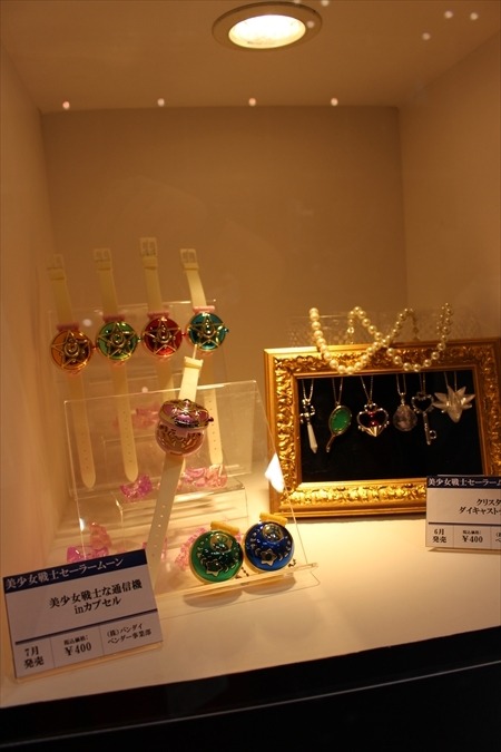 「ゴジラ」「セーラームーン」「スターウォーズ」バンダイブースは大人が楽しめるフィギュアで満載@東京おもちゃショー2016