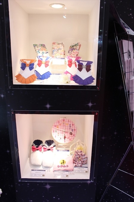 「ゴジラ」「セーラームーン」「スターウォーズ」バンダイブースは大人が楽しめるフィギュアで満載@東京おもちゃショー2016