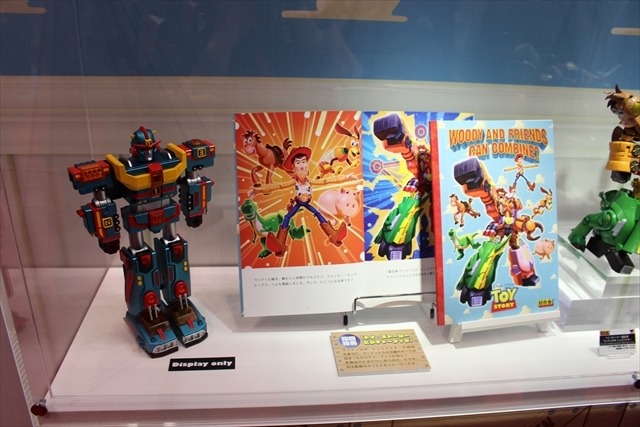 「ゴジラ」「セーラームーン」「スターウォーズ」バンダイブースは大人が楽しめるフィギュアで満載@東京おもちゃショー2016