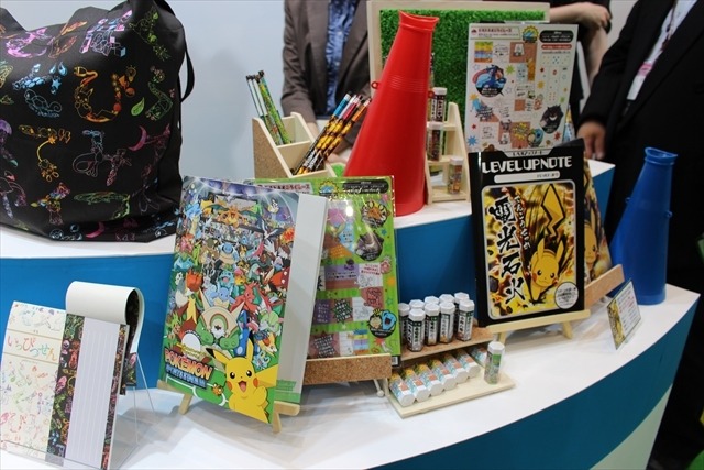 「ワンピース」が江戸風に「ポケモン」など人気作がたくさん！ショウワノートブース@東京おもちゃショー2016