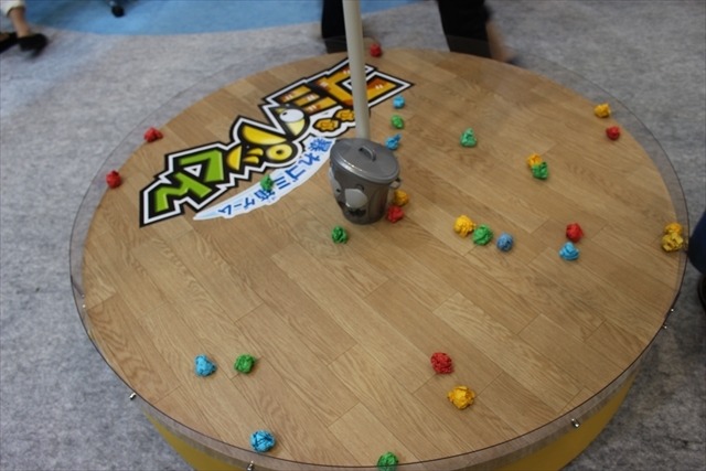 VRデバイス「BotsNewVR」や「おえかきアーティスト」など盛りだくさん メガハウスブース@東京おもちゃショー2016