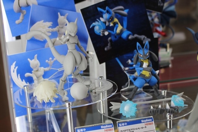 VRデバイス「BotsNewVR」や「おえかきアーティスト」など盛りだくさん メガハウスブース@東京おもちゃショー2016