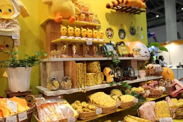 「ゴジラ」浮世絵グッズにおかきまで！フォーカートブース@東京おもちゃショー2016