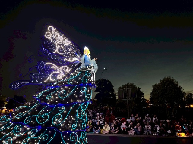 東京ディズニーランド・エレクトリカルパレード・ドリームライツが25周年！記念メッセージ入りスペシャル画像も登場【ディズニー】