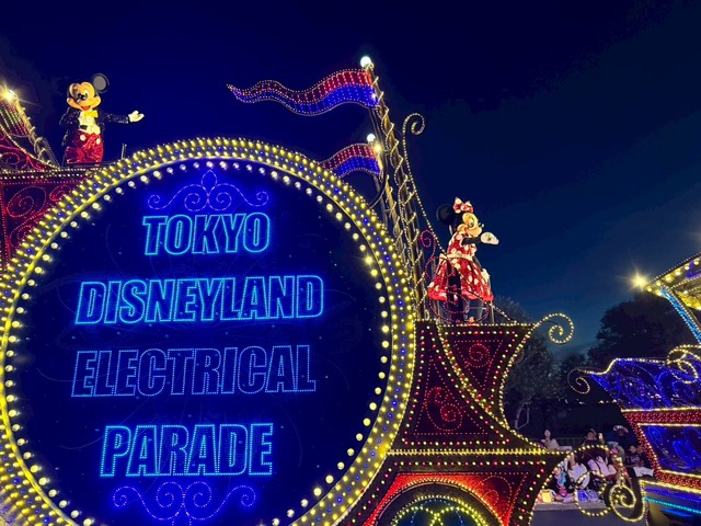 東京ディズニーランド・エレクトリカルパレード・ドリームライツが25周年！記念メッセージ入りスペシャル画像も登場【ディズニー】