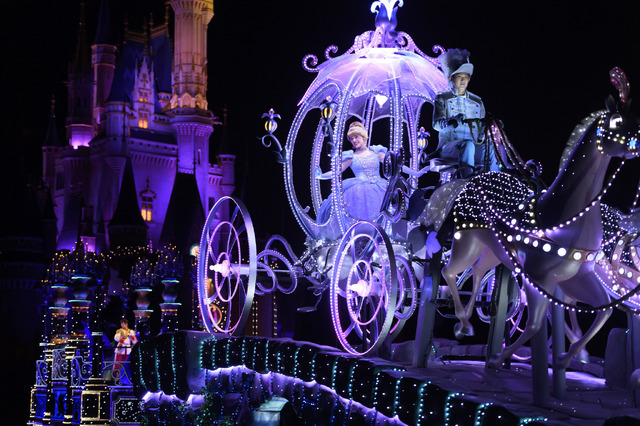 東京ディズニーランド・エレクトリカルパレード・ドリームライツが25周年！記念メッセージ入りスペシャル画像も登場【ディズニー】