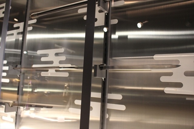 「刀剣茶寮」秋葉原にオープン　刀剣を眺めながら美味しいご飯に舌鼓