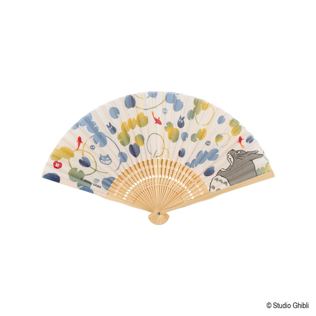 「となりのトトロ 扇子 水輪に金魚」