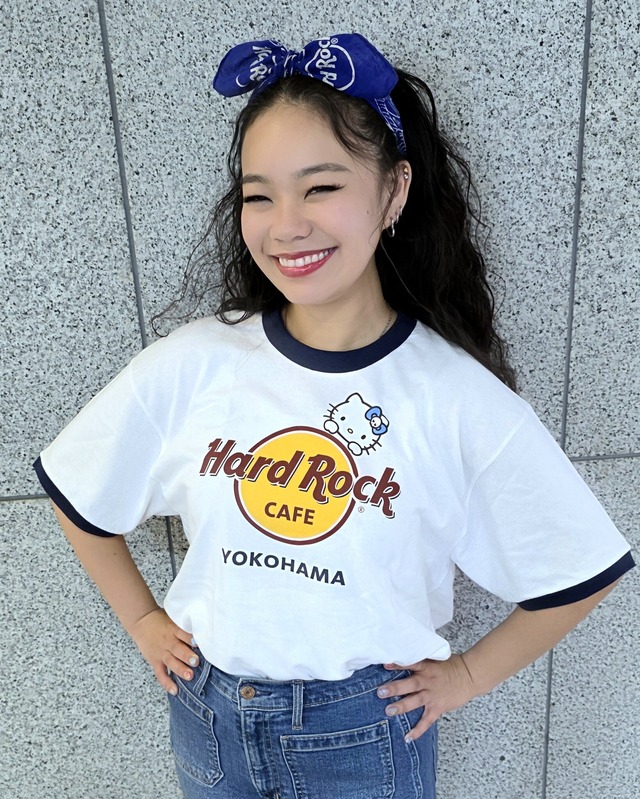 ハードロックカフェ 「Hello Kitty Collection」横浜店 Hello Kitty Ringer T-shirt　着用イメージ