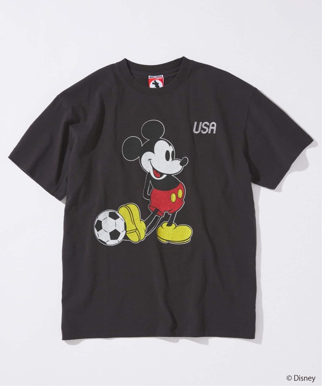JOURNAL STANDARD「MICKEY MOUSE / ミッキー マウス 別注 サッカー プリント Tシャツ ブラック」
