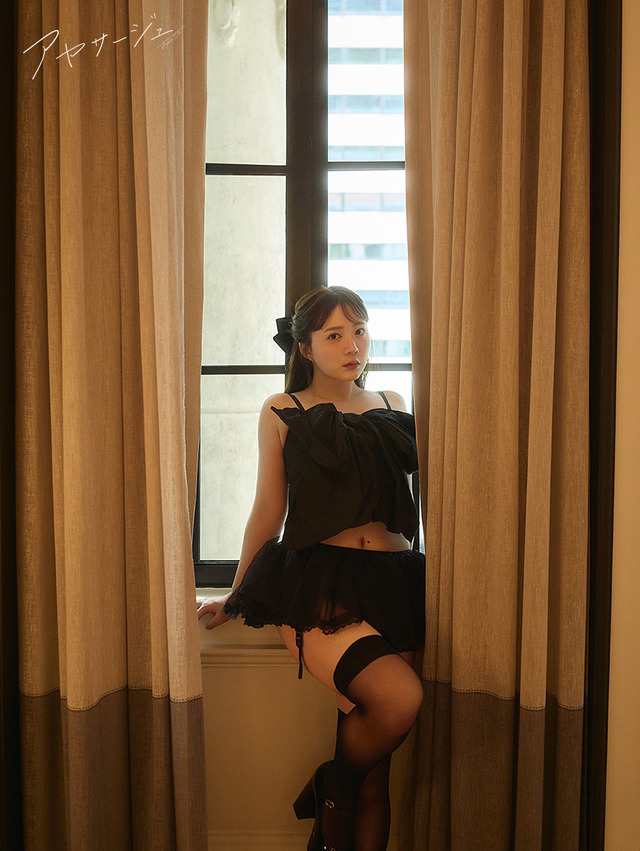 「伊藤彩沙 写真集 アヤサージュ」掲載カット